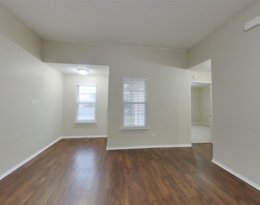 104 Druse Ln - Photo Thumbnail 2