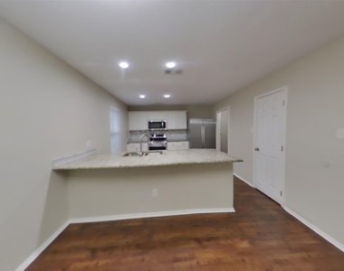 104 Druse Ln - Photo Thumbnail 3
