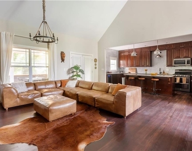 1278 Wylie Street Se - Photo Thumbnail 33