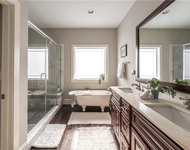 1278 Wylie Street Se - Photo Thumbnail 12