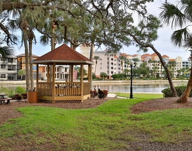 8 Marina Point Place - Photo Thumbnail 45
