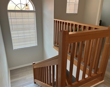 8 Marina Point Place - Photo Thumbnail 31