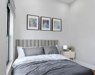 220 Franklin Street - Photo Thumbnail 5