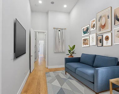220 Franklin Street - Photo Thumbnail 2