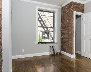 West 103rd Street - Photo Thumbnail 6