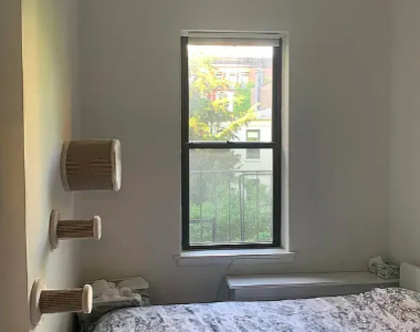 423 East 83rd Street - Photo Thumbnail 4