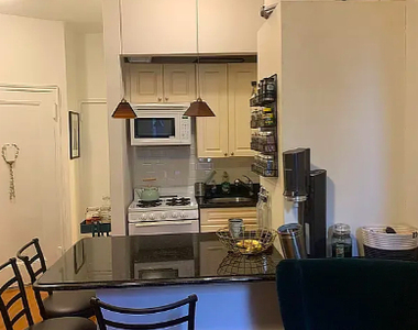 423 East 83rd Street - Photo Thumbnail 1