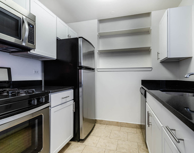 180 Montague St. - Photo Thumbnail 4