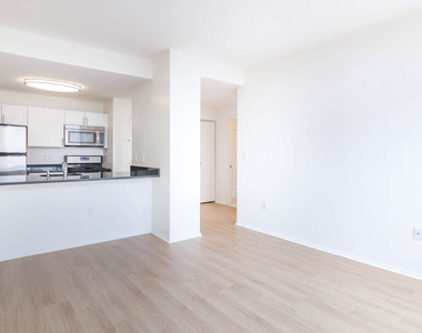 180 Montague St. - Photo Thumbnail 9