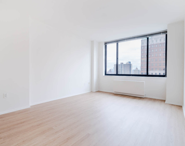 180 Montague St. - Photo Thumbnail 13