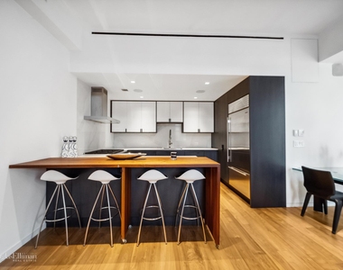 240 Centre St - Photo Thumbnail 14