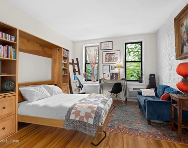 513 E 5th St - Photo Thumbnail 1