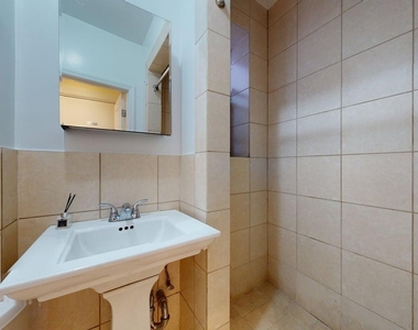 West 11th Street - Photo Thumbnail 5