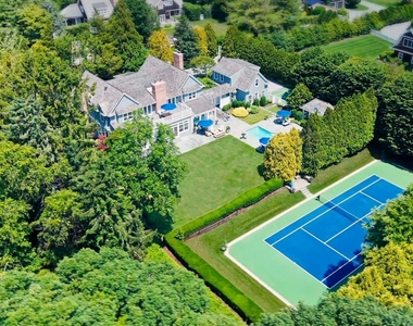 327 Georgica Road - Photo Thumbnail 2