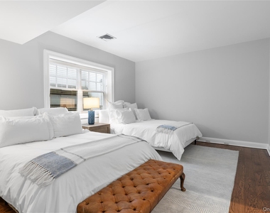327 Georgica Road - Photo Thumbnail 25