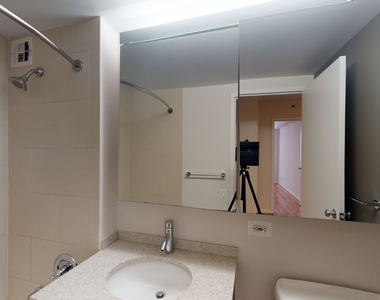 120 W. 21st - Photo Thumbnail 4