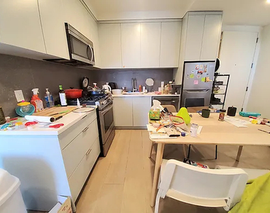 33 Little Nassau Street - Photo Thumbnail 7