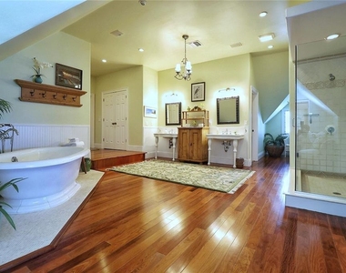 1913 Hill Street - Photo Thumbnail 65