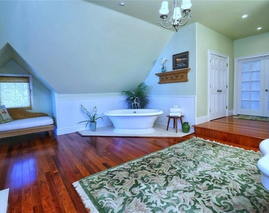 1913 Hill Street - Photo Thumbnail 62