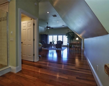 1913 Hill Street - Photo Thumbnail 66