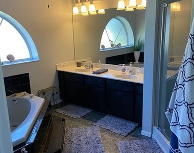 3645 Slayton Avenue - Photo Thumbnail 8