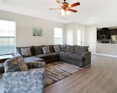 5336 Vaccaro Court - Photo Thumbnail 38