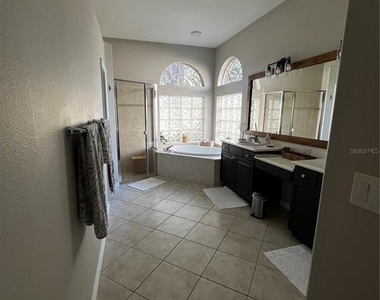 7742 Camden Harbour Drive - Photo Thumbnail 11
