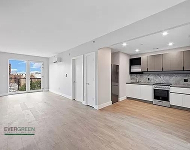 290 Linden Boulevard - Photo Thumbnail 1