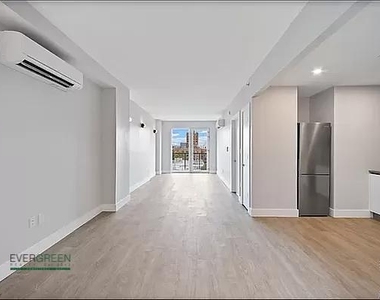 290 Linden Boulevard - Photo Thumbnail 2