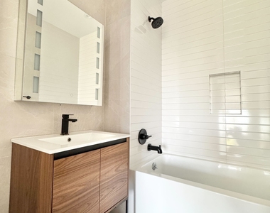 333 Linden Boulevard - Photo Thumbnail 3