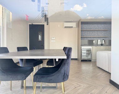 333 Linden Boulevard - Photo Thumbnail 11