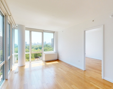 795 Columbus Ave - Photo Thumbnail 2