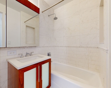 795 Columbus Ave - Photo Thumbnail 4