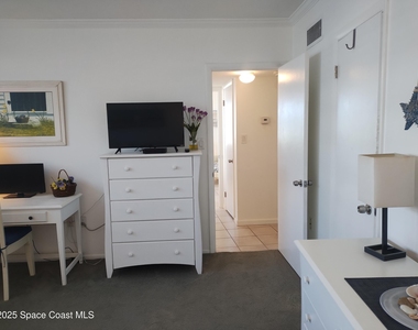 4000 Ocean Beach Boulevard - Photo Thumbnail 20