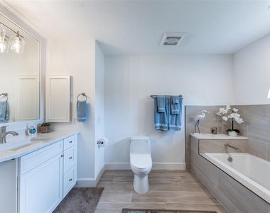 2572 Brazilia Court - Photo Thumbnail 21