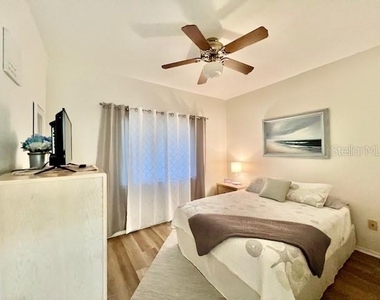 3020 Matecumbe Key Road - Photo Thumbnail 30