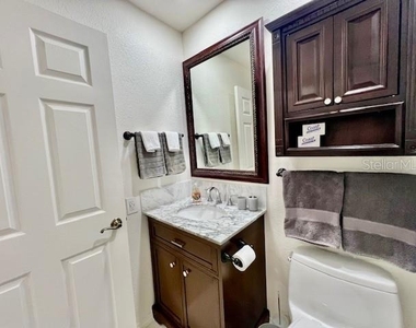 3020 Matecumbe Key Road - Photo Thumbnail 32