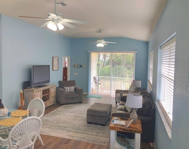 1211 Hot Springs Point - Photo Thumbnail 6