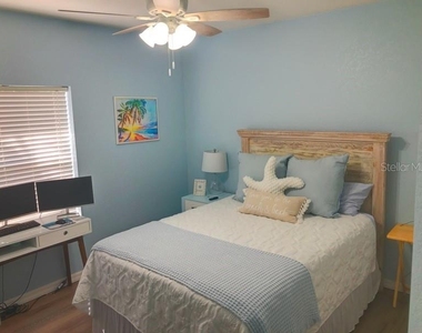 1211 Hot Springs Point - Photo Thumbnail 24
