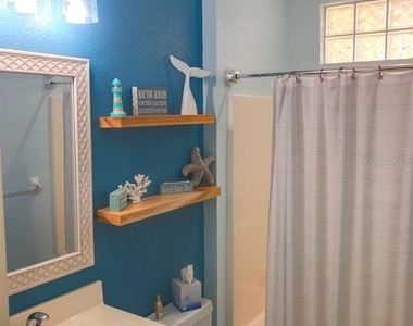 1211 Hot Springs Point - Photo Thumbnail 22