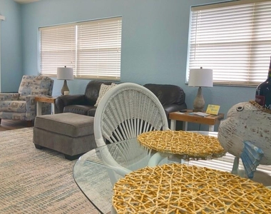 1211 Hot Springs Point - Photo Thumbnail 3