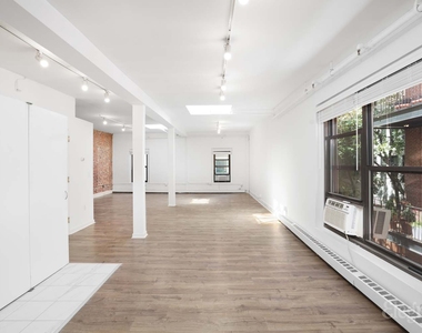 120 East 13th Street - Photo Thumbnail 11