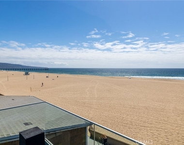 2024 The Strand - Photo Thumbnail 45