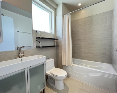 317 Cortland Ave - Photo Thumbnail 17