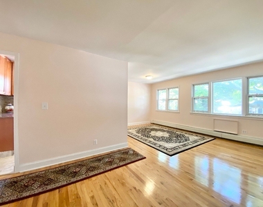 70-69 Walnut Street - Photo Thumbnail 3