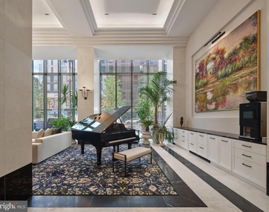 1001 S Broad Street - Photo Thumbnail 3