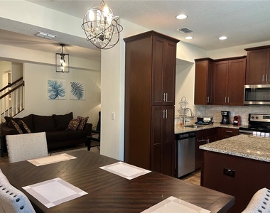 12463 Trailhead Drive - Photo Thumbnail 9