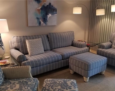 8951 Veranda Way - Photo Thumbnail 4
