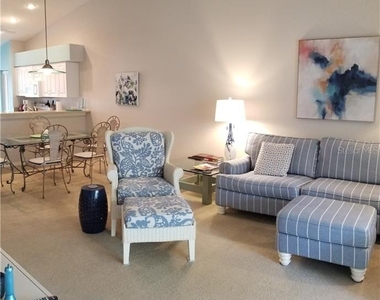 8951 Veranda Way - Photo Thumbnail 7