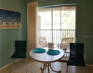 8951 Veranda Way - Photo Thumbnail 11